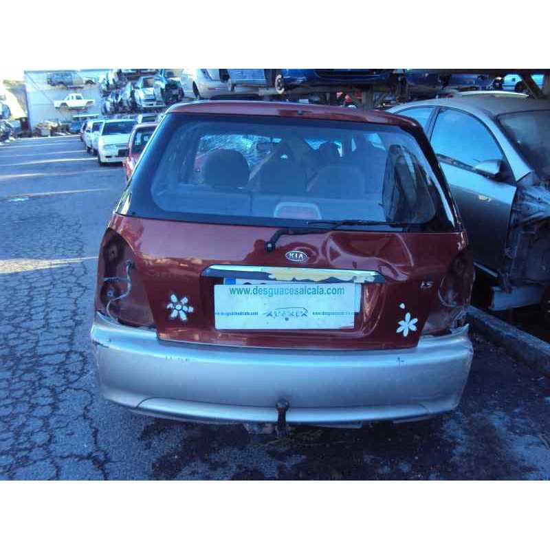 kia carens del año 2001