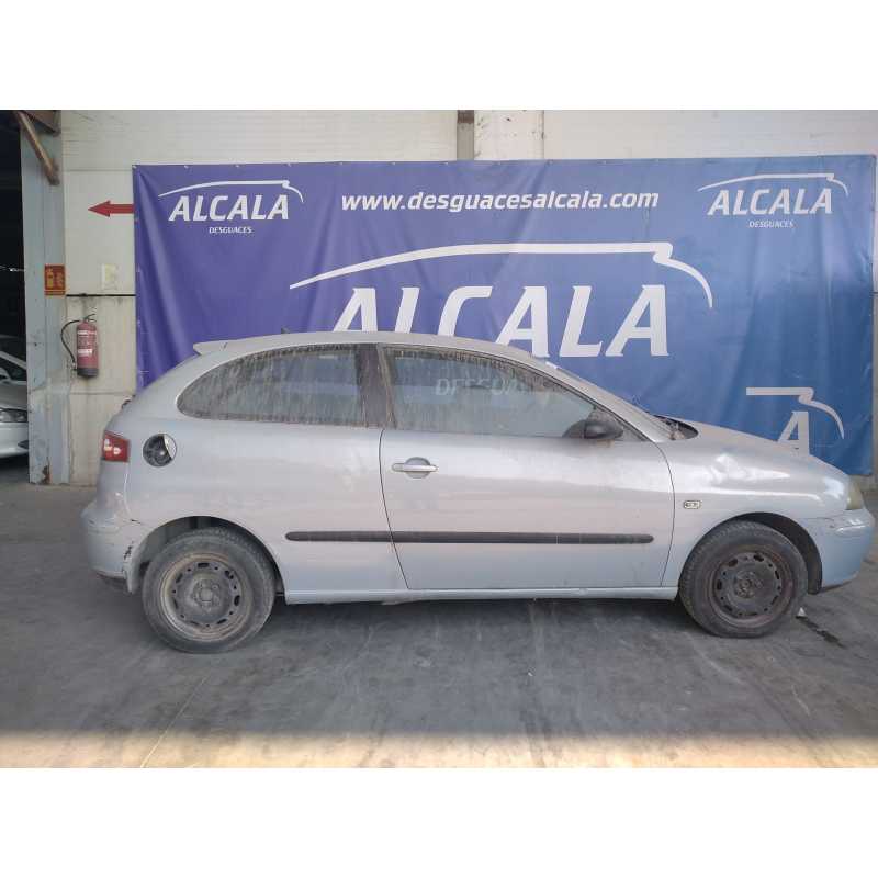 seat ibiza (6l1) del año 2003