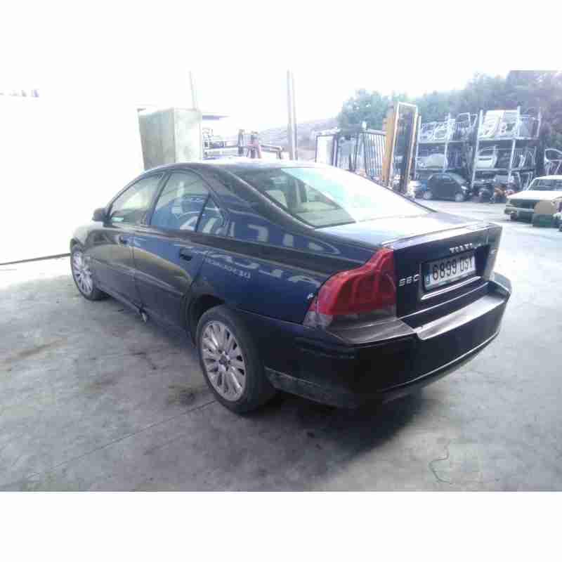 volvo s60 berlina del año 2005