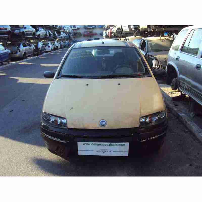 fiat punto berlina (188) del año 2001
