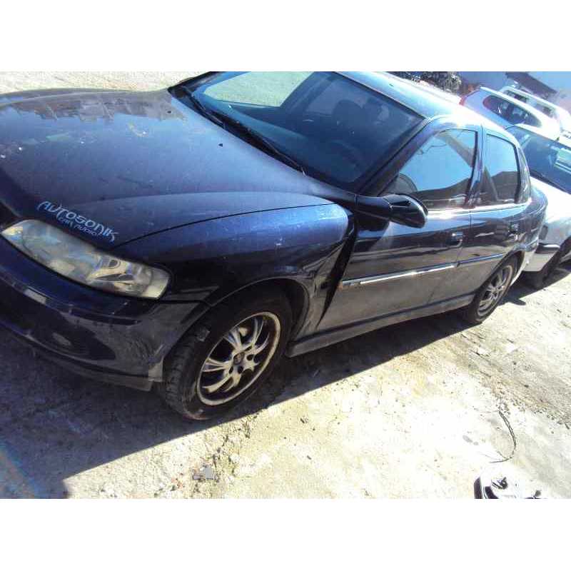 opel vectra b berlina del año 1999
