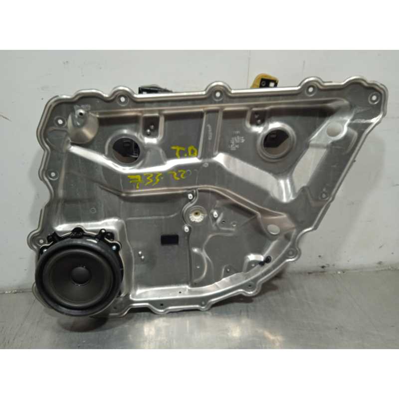 ELEVALUNAS TRASERO DERECHO 4E0839850 