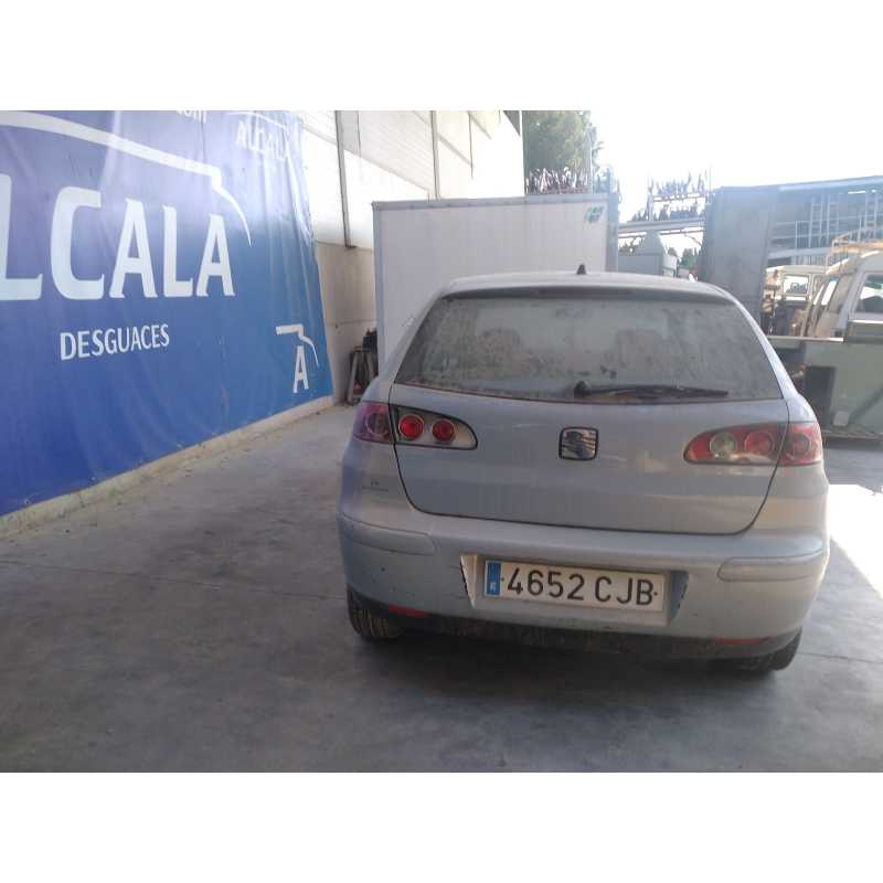 seat ibiza (6l1) del año 2003