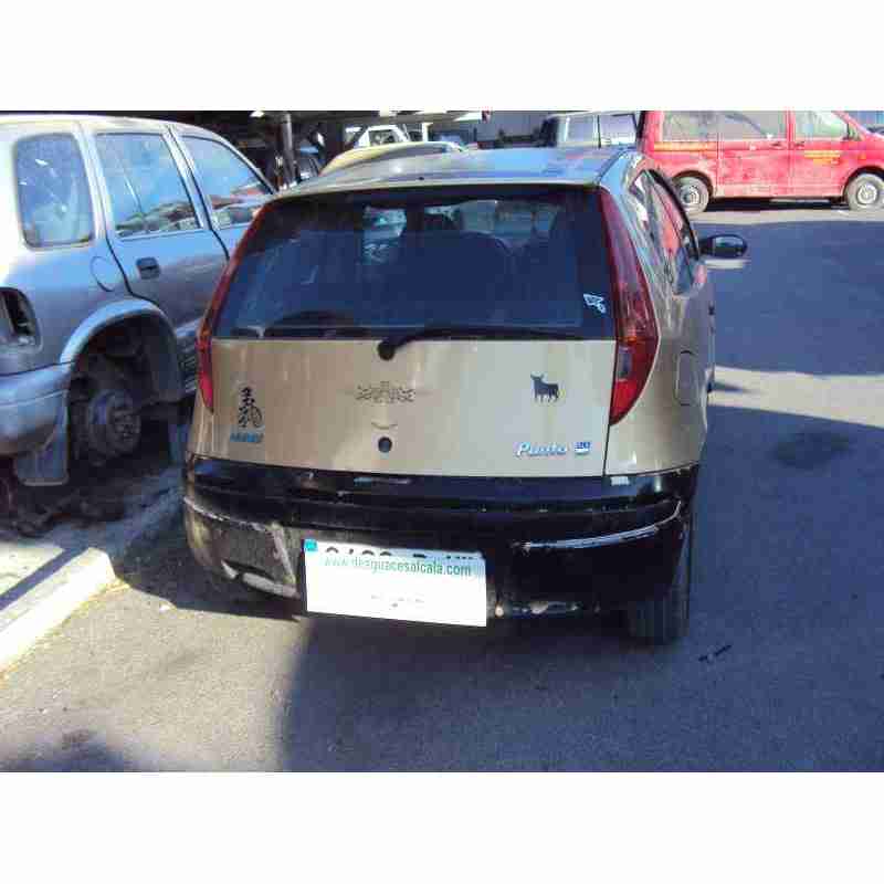 fiat punto berlina (188) del año 2001