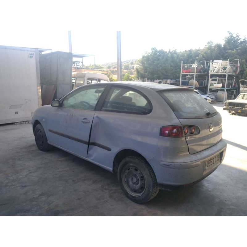 seat ibiza (6l1) del año 2003