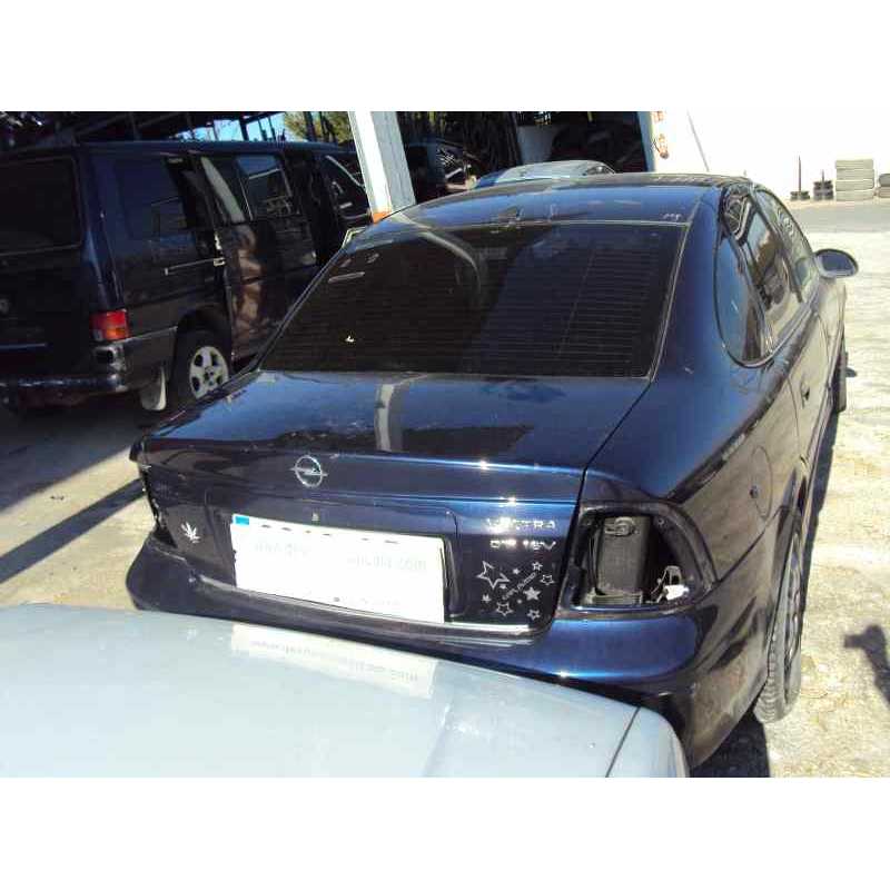 opel vectra b berlina del año 1999