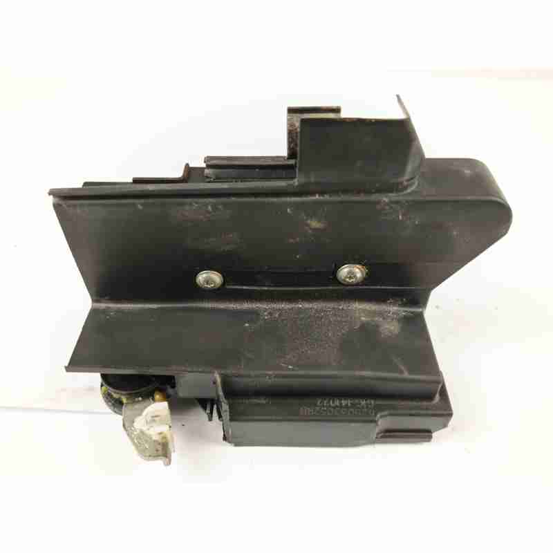 CERRADURA PUERTA TRASERA IZQUIERDA 825033052R 