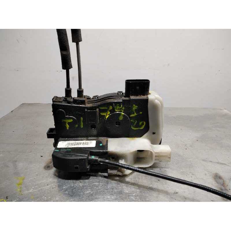 CERRADURA PUERTA TRASERA IZQUIERDA 814102Y010 4 PINES 