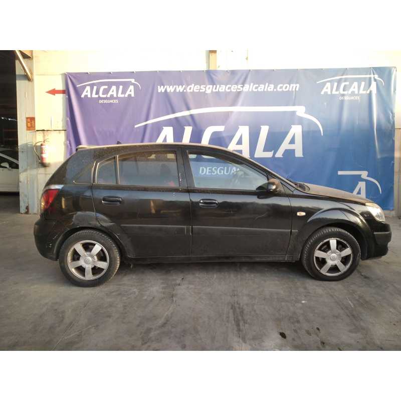 kia rio del año 2005