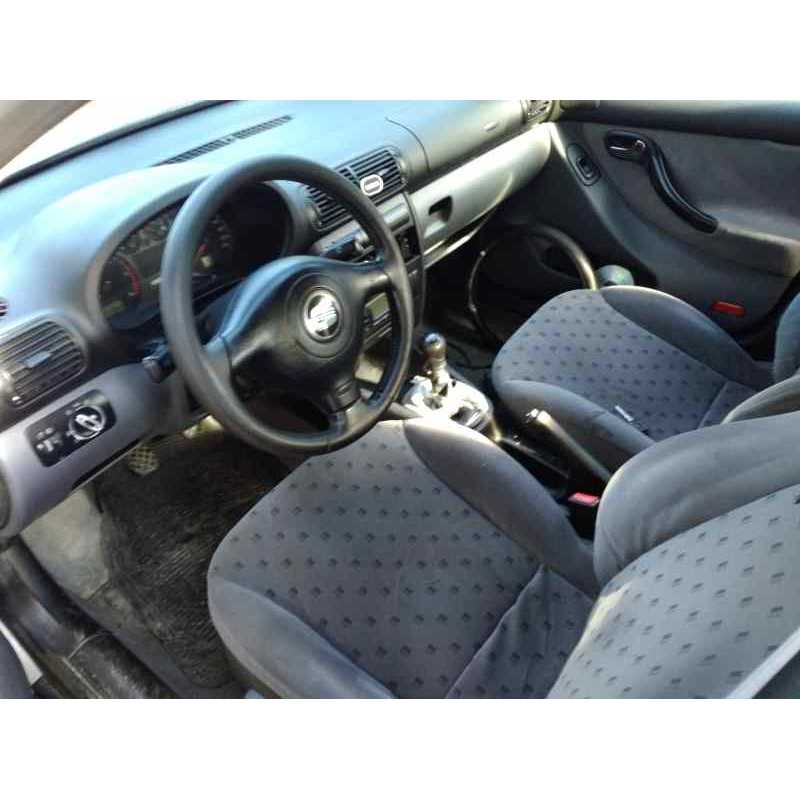 seat toledo (1m2) del año 2000