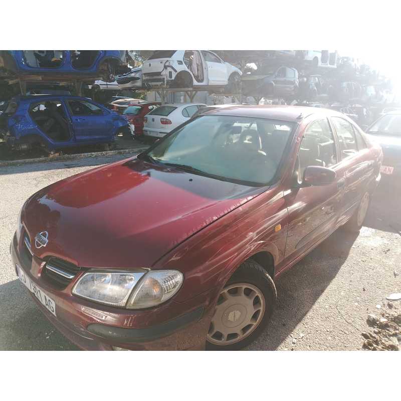 nissan almera ii (n16) del año 2000