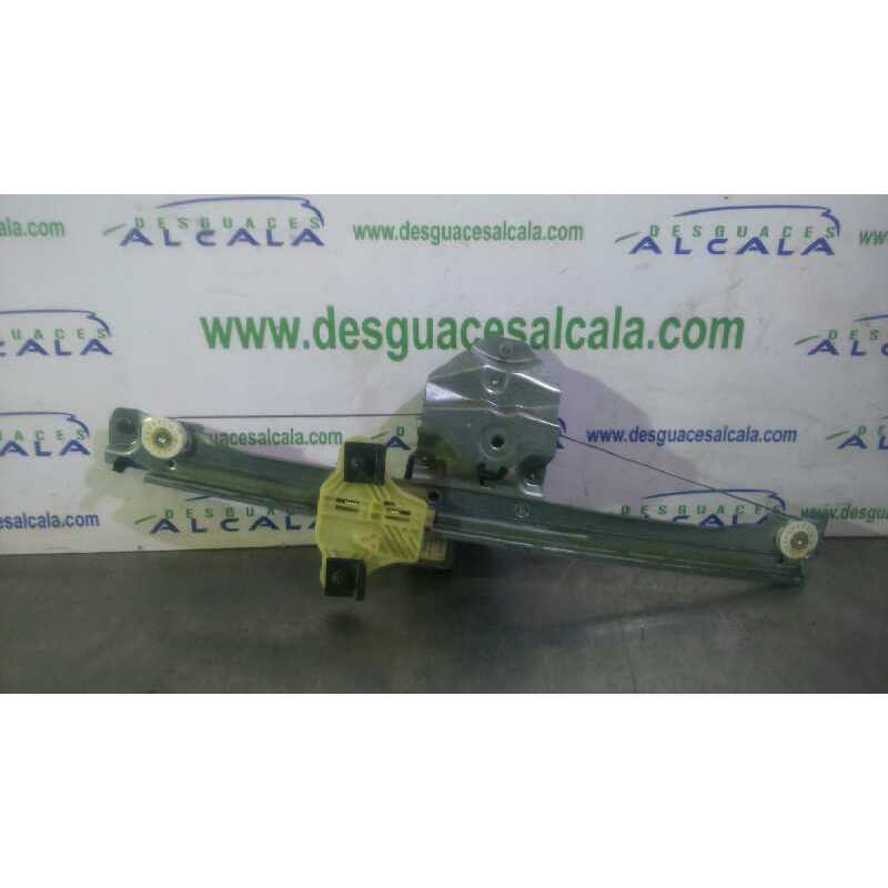 ELEVALUNAS DELANTERO DERECHO 807200713R 3Q3051B ELECTRICO