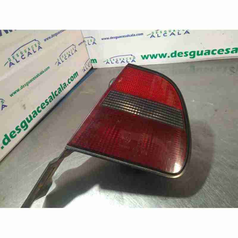 PILOTO TRASERO DERECHO SIN PORTALAMPARAS 