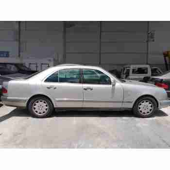 MERCEDES-BENZ CLASE E (W210) de desguace