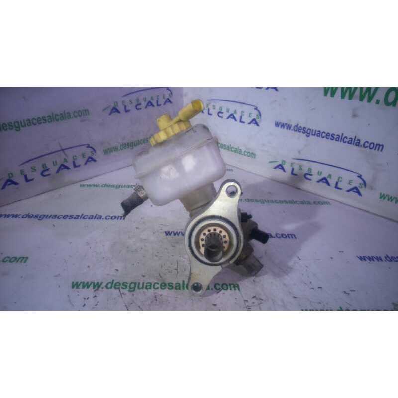 BOMBA FRENO 2 SALIDAS 