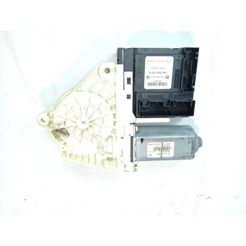 MOTOR ELEVALUNAS DELANTERO DERECHO 5P083742A 