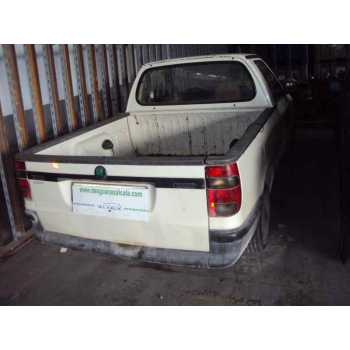 SKODA PICKUP de desguace