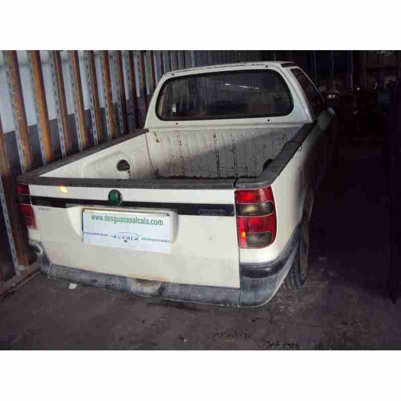 skoda pickup del año 1999