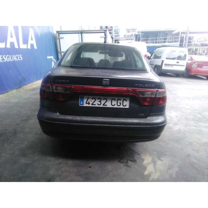 seat toledo (1m2) del año 2003