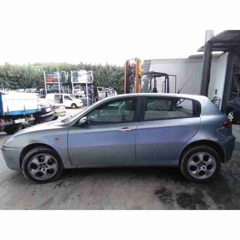 alfa romeo 147 (190) del año 2001