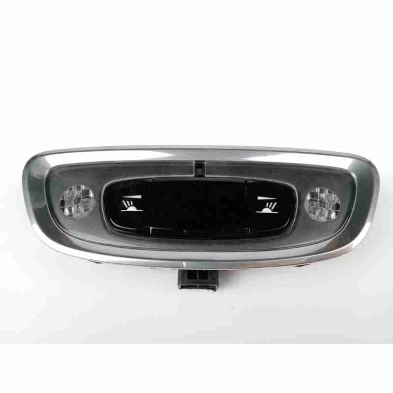LUZ INTERIOR 31694120AA 