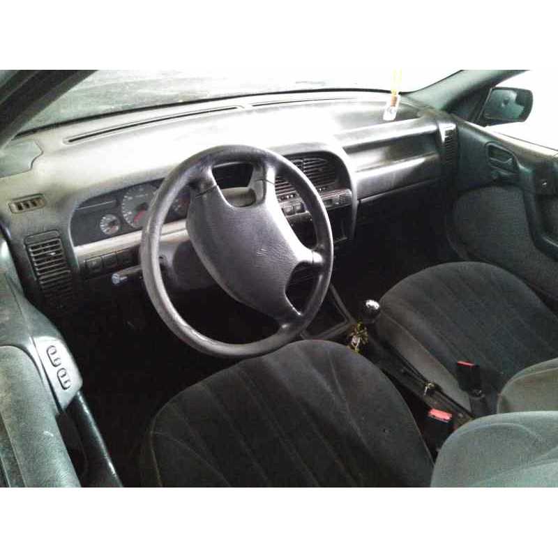 citroën xantia berlina del año 1996