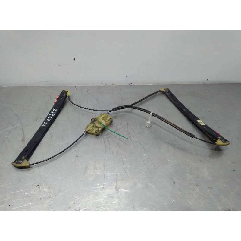 ELEVALUNAS DELANTERO IZQUIERDO 4F0837461D 