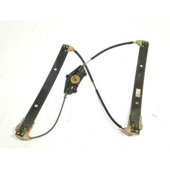 ELEVALUNAS DELANTERO DERECHO 8K0837462 