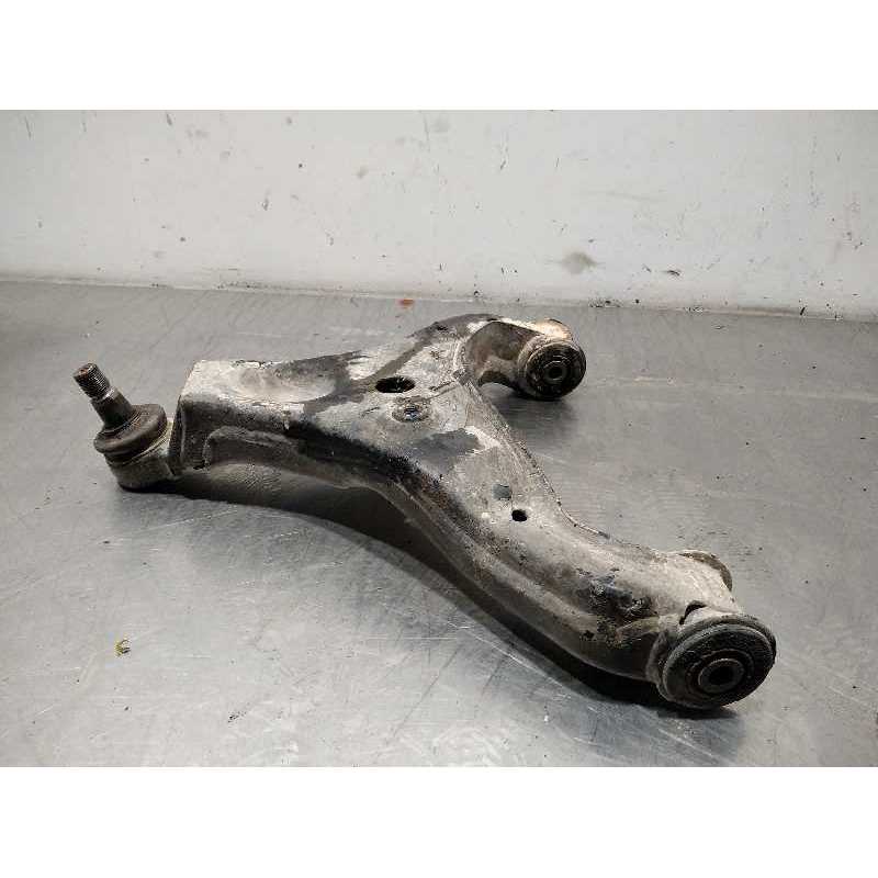 BRAZO SUSPENSION INFERIOR DELANTERO IZQUIERDO 