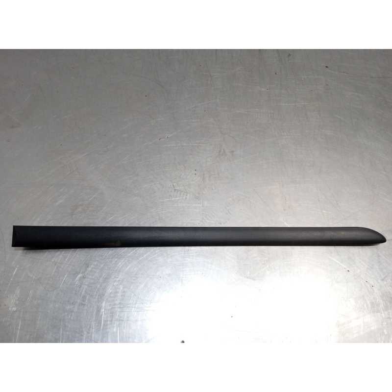 MOLDURA 2K5853536G DERECHA 