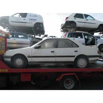 PEUGEOT 405 BERLINA