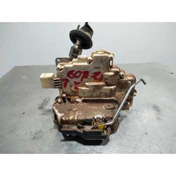 CERRADURA PUERTA TRASERA IZQUIERDA 4F0839015 8 PINES 