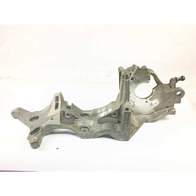 SOPORTE BOMBA INYECCION 04L903143D 