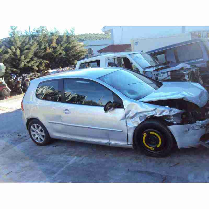 volkswagen golf v berlina (1k1) del año 2004