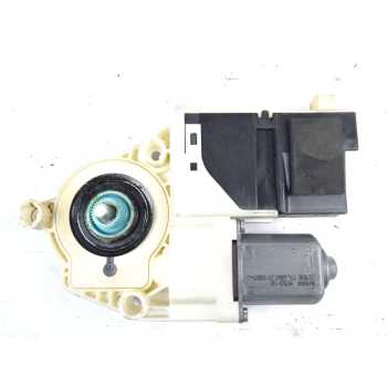 MOTOR ELEVALUNAS DELANTERO DERECHO 9222AS 