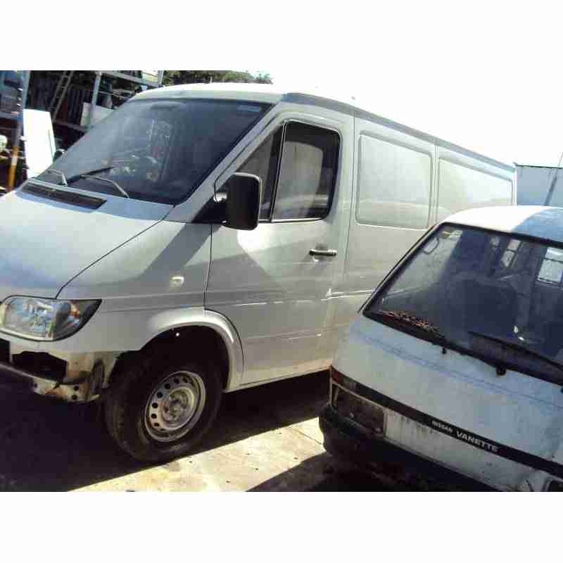 mercedes-benz sprinter 02.00  caja cerrada del año 2006