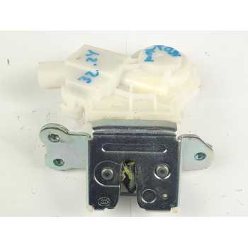 CERRADURA MALETERO / PORTON 5808A119 3 PINES 