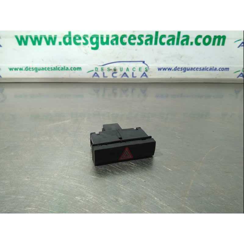 BOTON EMERGENCIA 4F0941509 6 PINES 