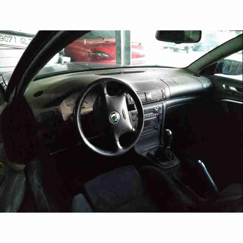 skoda superb (3u4) del año 2003