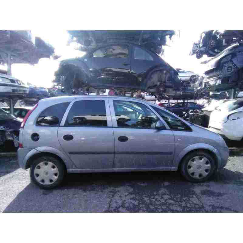 opel meriva del año 2004