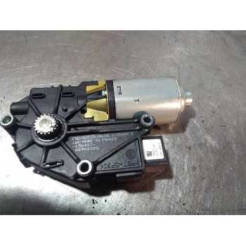 MOTOR LIMPIA TRASERO 06966205 10 PINES 