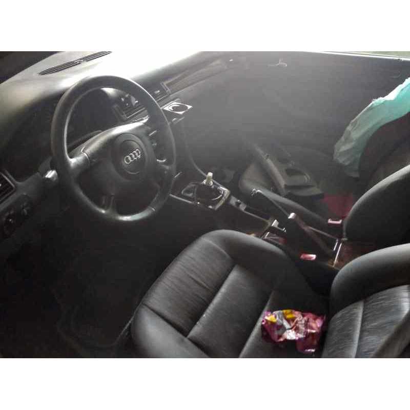 audi a6 berlina (4b2) del año 2000