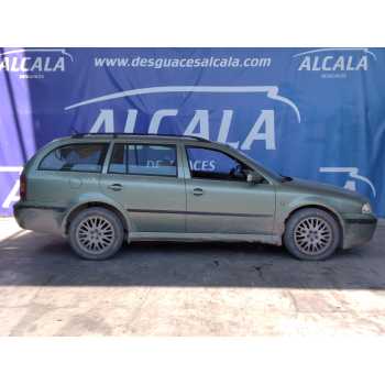 SKODA OCTAVIA BERLINA (1U2)