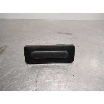 PULSADOR MALETERO / PORTON 9676028380 2 PINES 