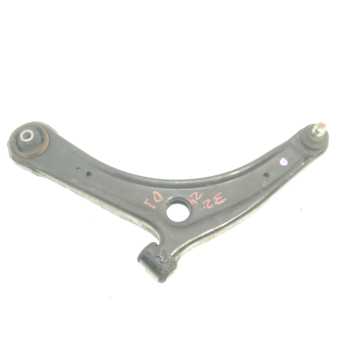 BRAZO SUSPENSION INFERIOR DELANTERO IZQUIERDO 4013A543 