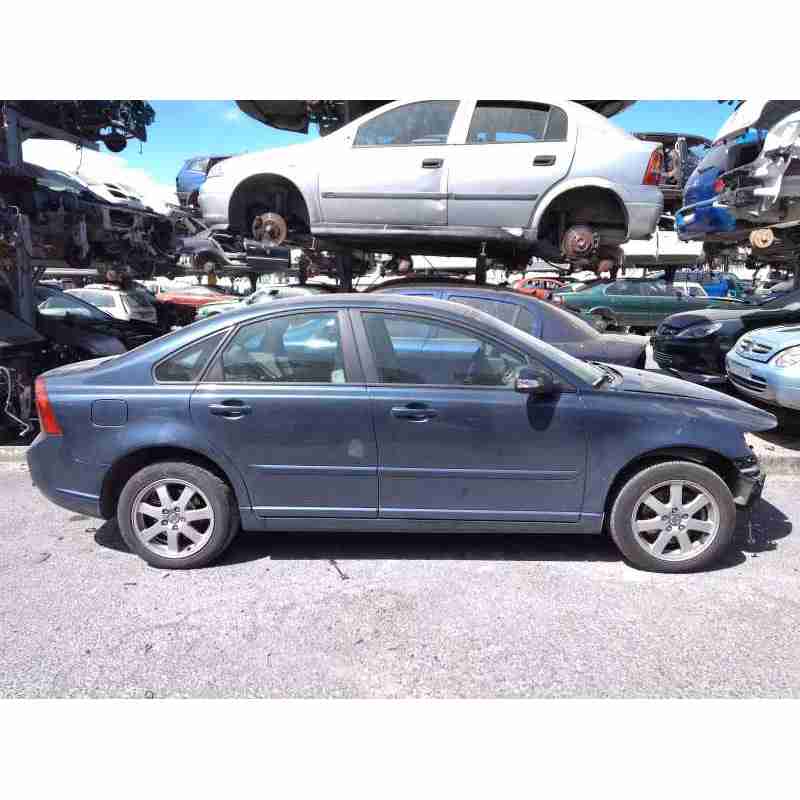 volvo s40 berlina del año 2007