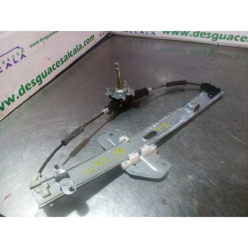 ELEVALUNAS TRASERO DERECHO MANUAL 