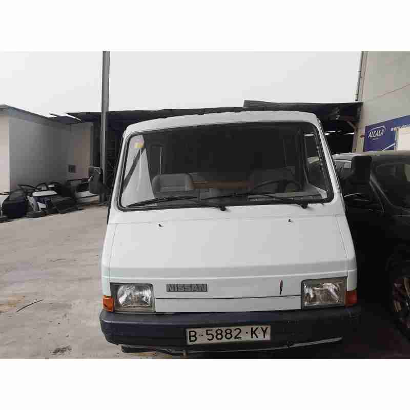 nissan trade furgoneta del año 1990