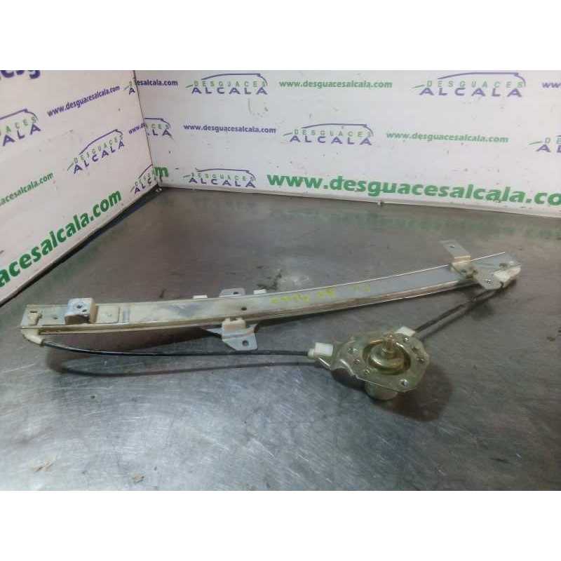 ELEVALUNAS TRASERO IZQUIERDO MANUAL 