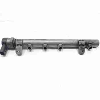 RAMPA INYECTORA A6420700495 